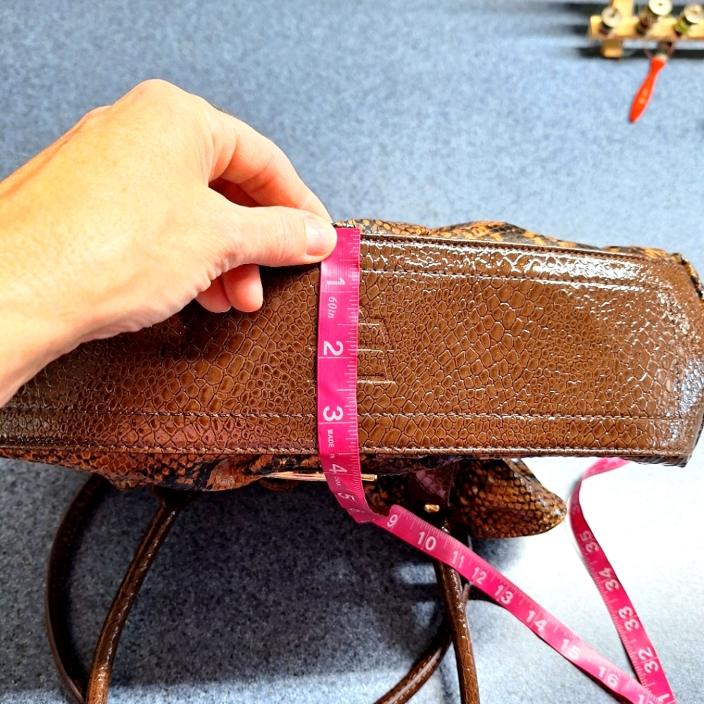 Kathy Van Zeeland Brown Faux Snake Skin Shoulder Bag, NWOT - Picture 14 of 16